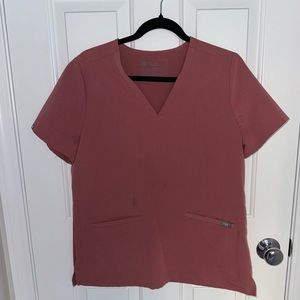 Figs women’s three pocket scrub top.